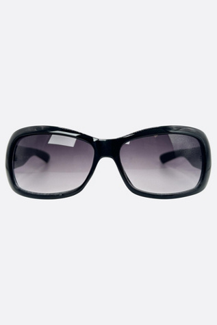 Giant Vintage Done Up Sleek Y2K Sunglasses