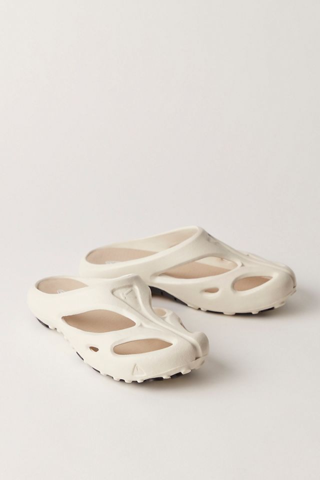 KEEN Shanti Clogs | Free People