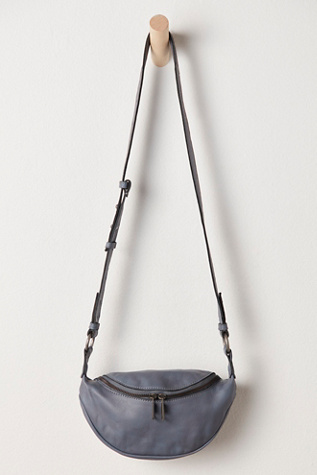 Palmer Crossbody