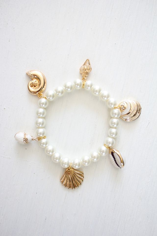 Vintage Shell Charm Pearl Bracelet Selected By Moons + Junes Vintage #1