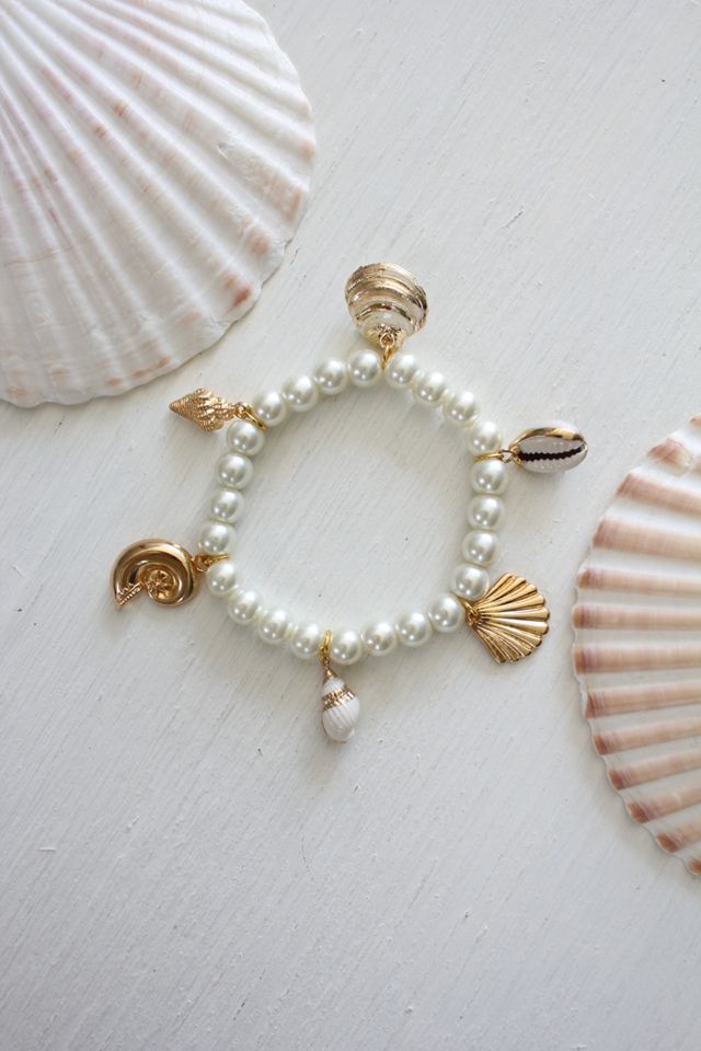 Vintage Shell Charm Pearl Bracelet Selected By Moons + Junes Vintage #3