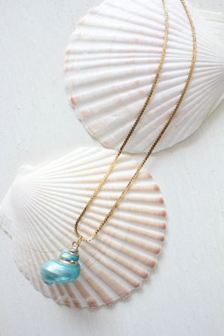 Ocean Lover Conch Shell Charm Gold Necklace Selected By Moons + Junes Vintage