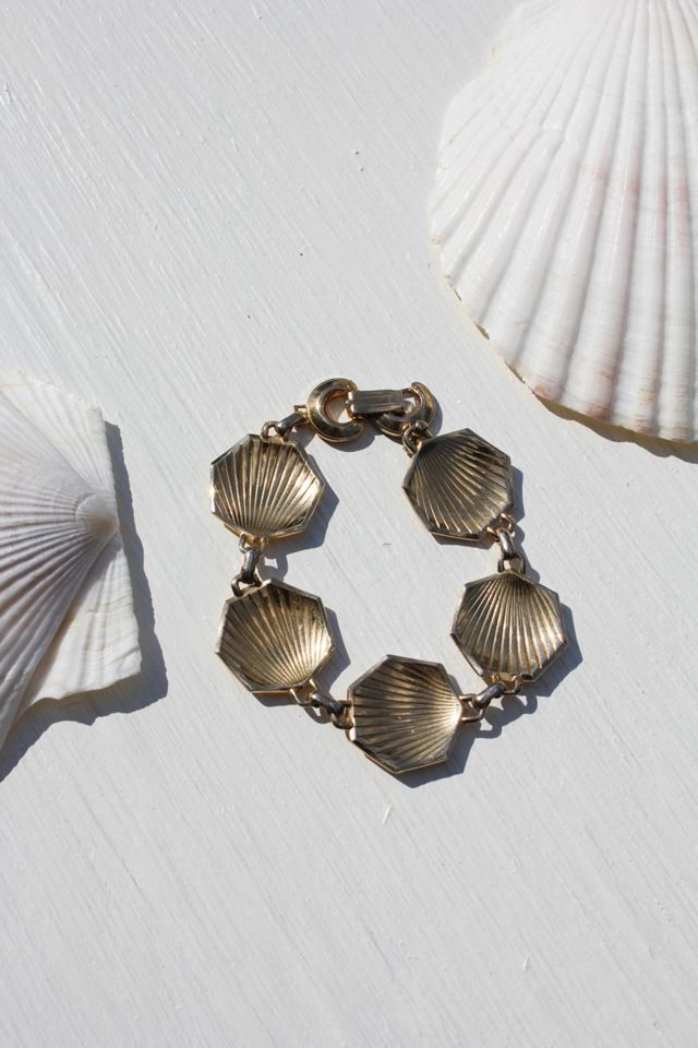 1980s Gold Shell Chain Bracelet Selected By Moons + Junes Vintage #1