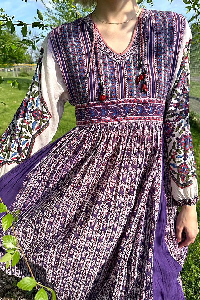 Vintage 1970s Indian Dyed Cotton Dress Selected by Grievous Vintage 1970s Indian Dyed Cotton Dress Selected by Grievous