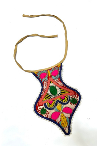 Vintage Homemade Yarn Pocket Necklace Selected by Cherry