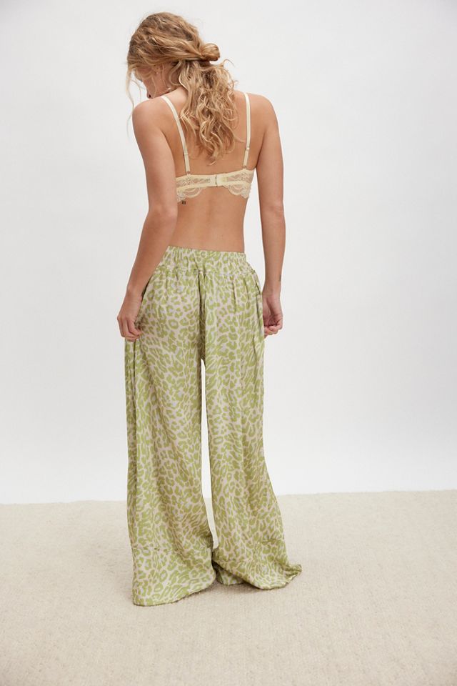 [PERSTEP]★GRAIN PIGMENT WIDE PANTS WHBM® Petite Luna Wide Leg Pinstripe Trousers | White House