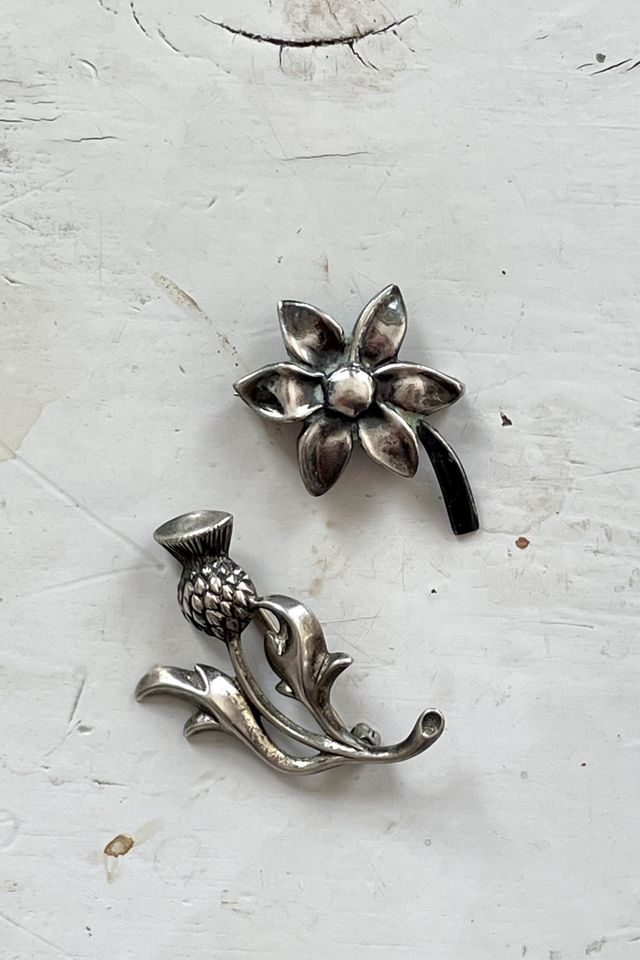Two Tiny Vintage Silver Flower Pins Selected by MARMALADE #2
