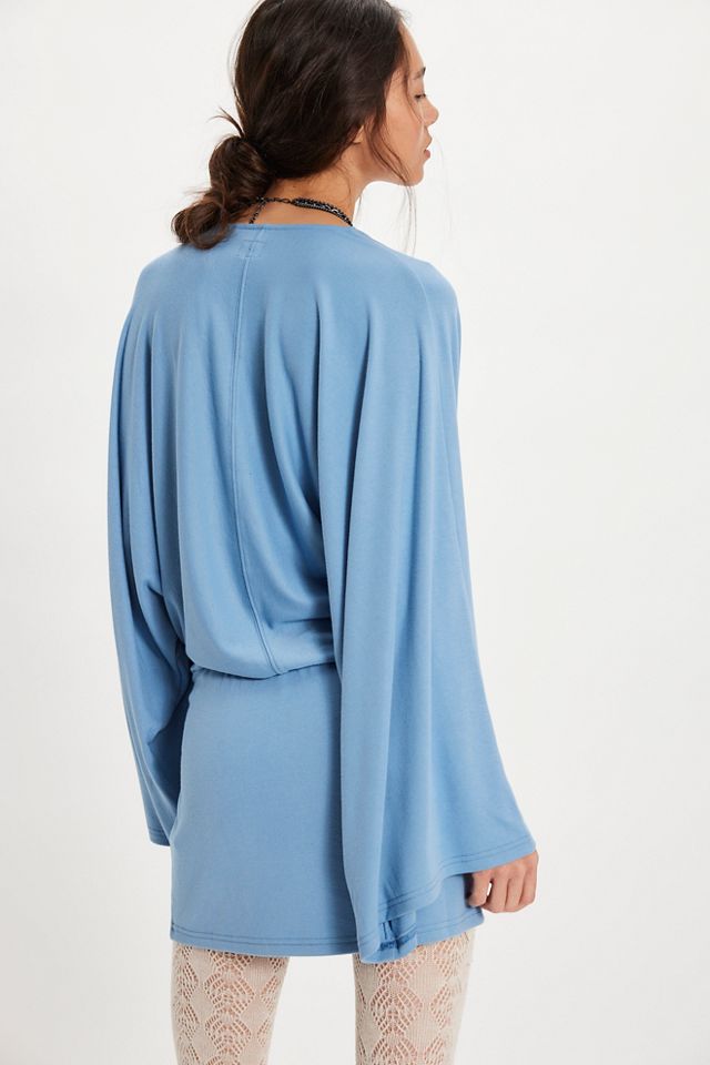 Good Feels V-Neck Mini #1
