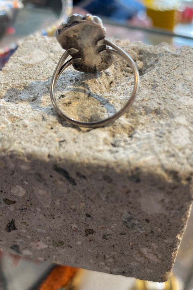 Vintage Coral Silver Ring with Seven Stones Selected by The Curatorial Dept. #1