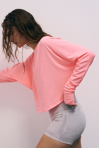 Couche de résolution Tempo par FP Movement en Just Peachy, pour femme chez Free People