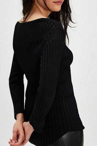 Constance Pullover