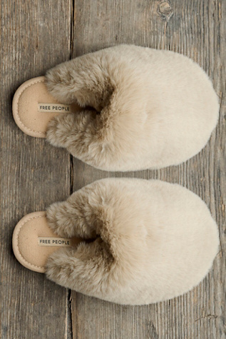 Snowball Slippers by Free People in Tan, Size: US 7