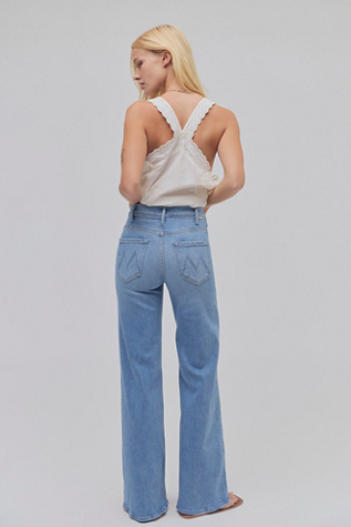 MOTHER The Hustler Roller Sneak Jeans