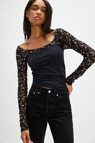 【IFYOUWANT】24SS★ Delight Longsleeve TOP Oasis Rib Twist Long-Sleeve Top - Fabletics