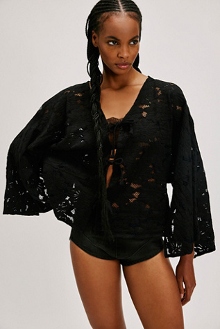 Romona Lace Kimono