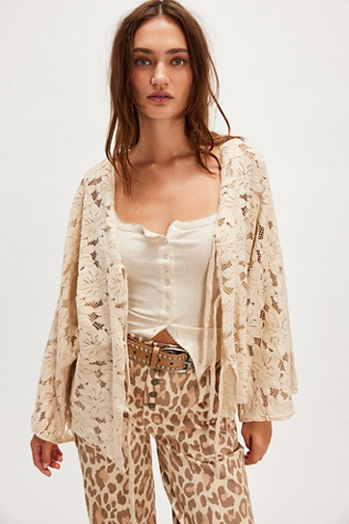 Romona Lace Kimono at Free People in Ivory