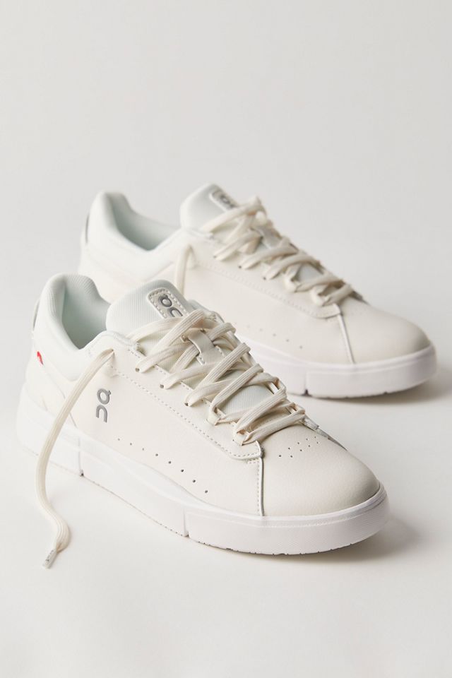 On Roger Advantage Sneakers #1