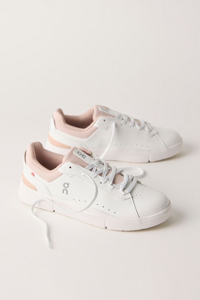 On Roger Advantage Sneakers #1