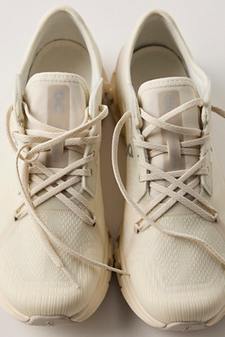 On Cloud X 4 AD Sneakers
