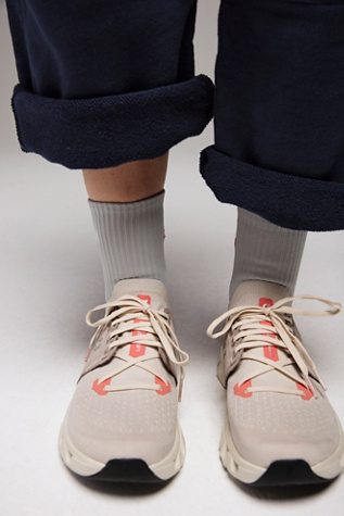 On Cloudswift 4 Sneakers at FP Movement, Cream/Salmon, US 7.5