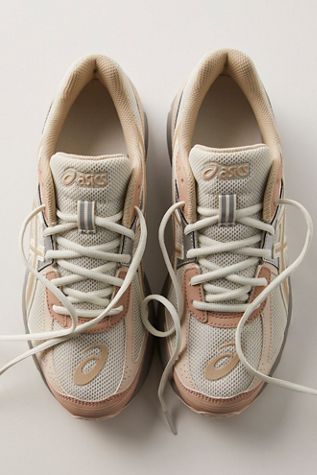 Gola Badminton Court Sneakers