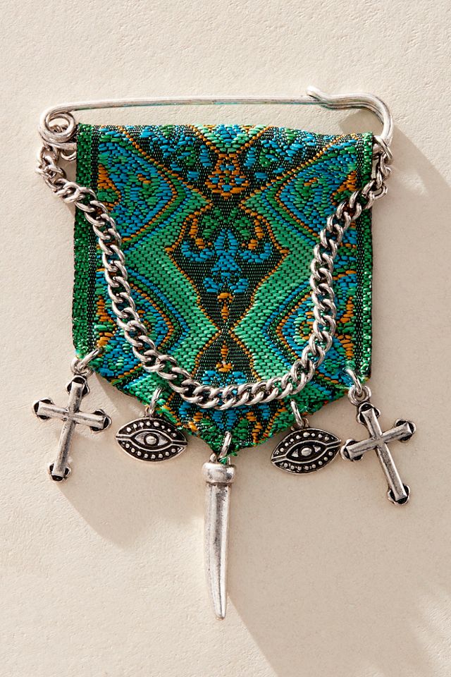 Heirloom Brooch #1