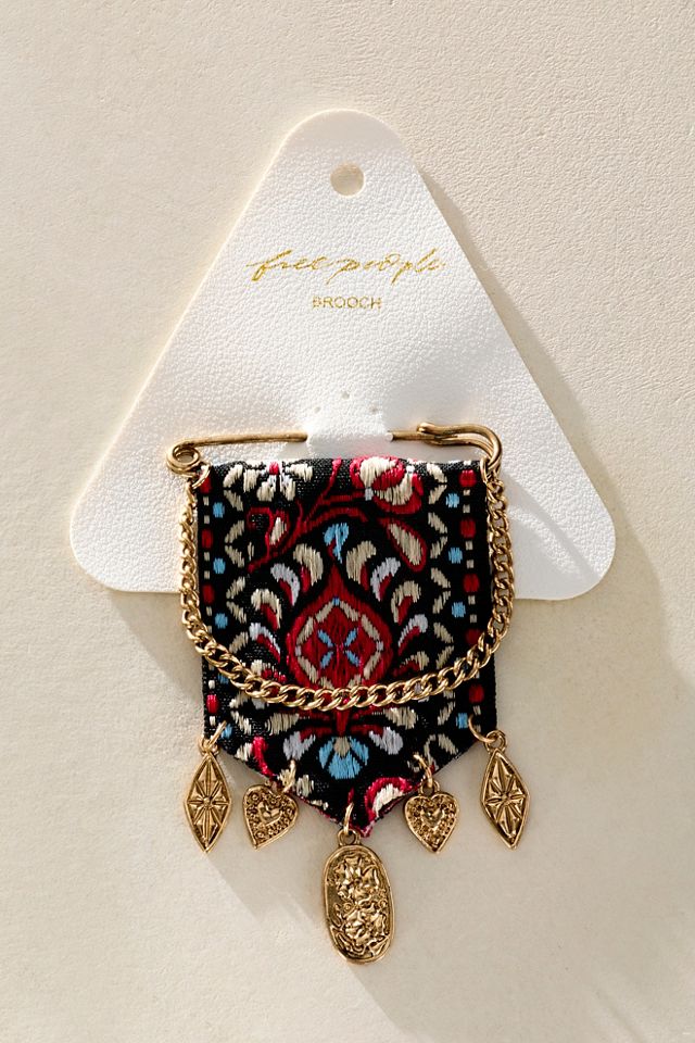 Heirloom Brooch #2