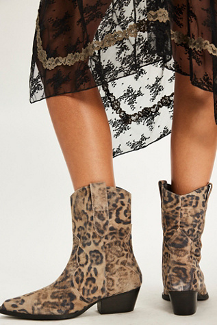 Cat Nap Cowboy Boots