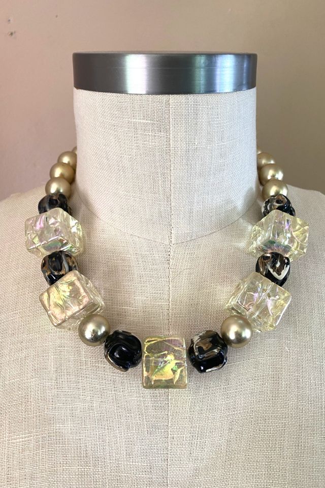 1980s Chunky Ice Cube Choker Necklace Selected By Ritual Vintage #1