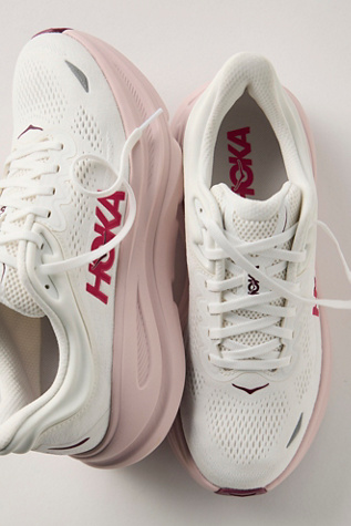 HOKA® Bondi 9 Sneakers