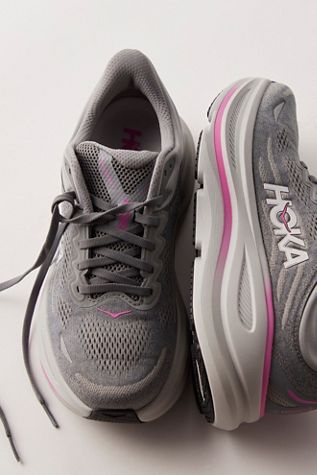 Baskets Hoka Bondi 9