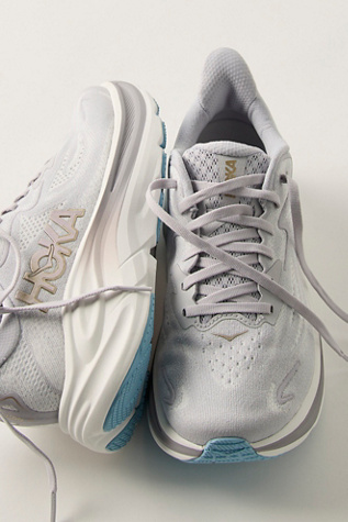Женские кроссовки HOKA Clifton 10, цвет: Пепельный серый / Серый