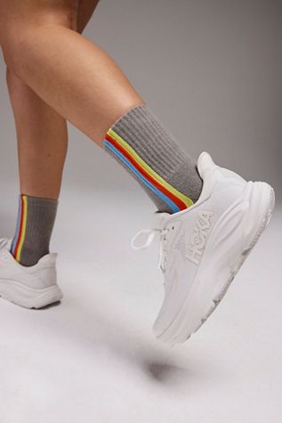 HOKA® Arahi 8 Sneakers