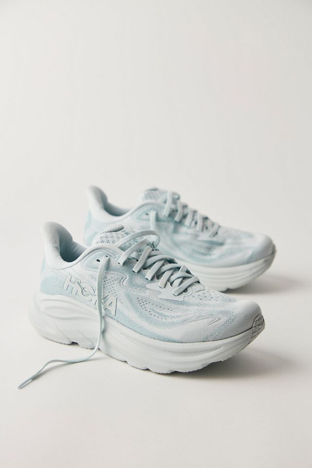 Hoka® Clifton 10 Sneakers