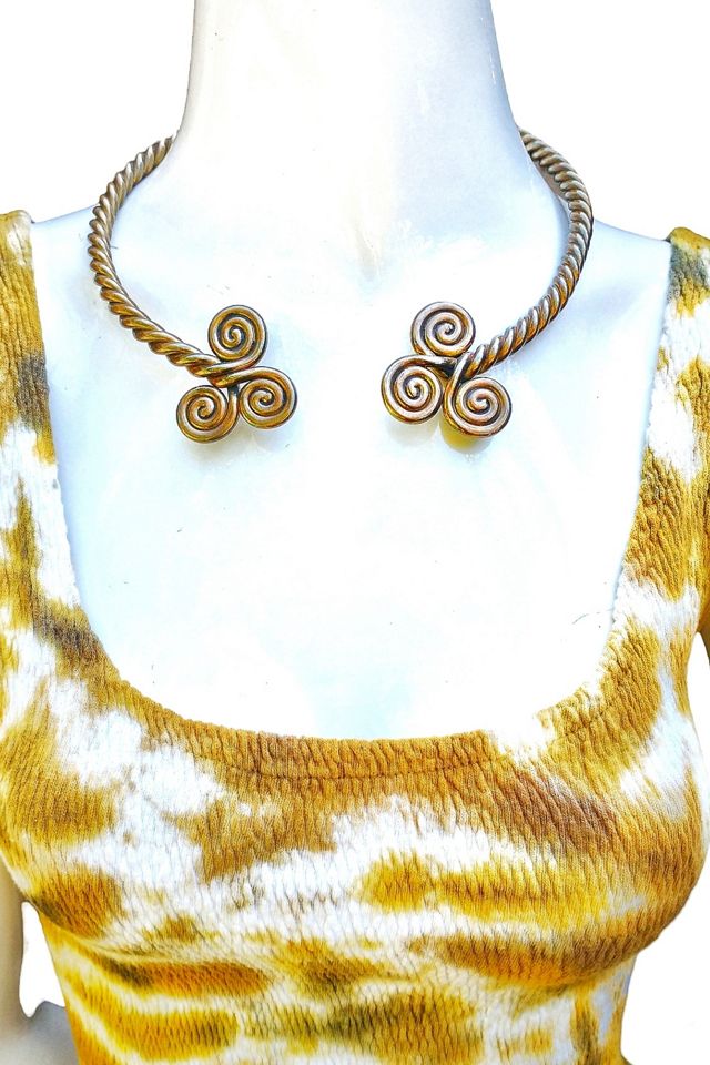 Vintage Twisted Brass Choker Necklace Selected by Garbage Soup #1