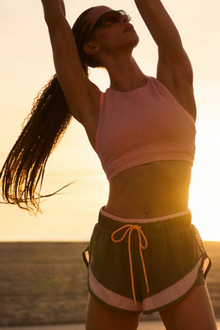 Flex It Bra par FP Movement en Washed Just Peachy, pour femme taille: M/L chez Free People