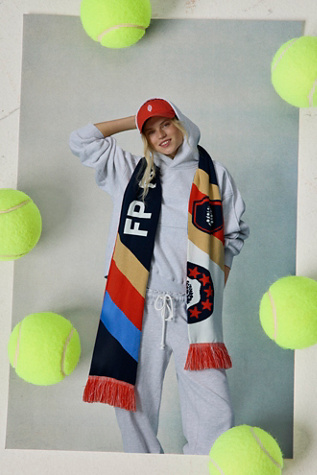 Sweat à capuche A Cut Above