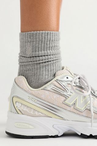 New Balance 740 Sneakers