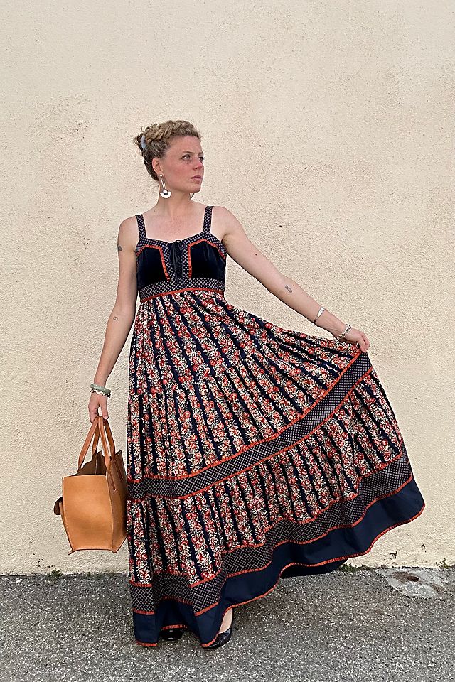 gunne sax dresses for ModCloth Jenny Maxi Dress Unicorn Tapestry XL feminine vintage Gunne Sax Style Lace Stitched
