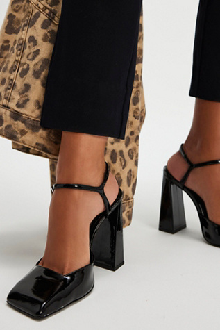 Rylie Block Heels