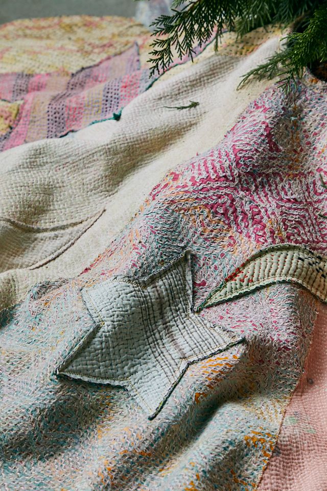 Kantha Scallop Tree Skirt #2
