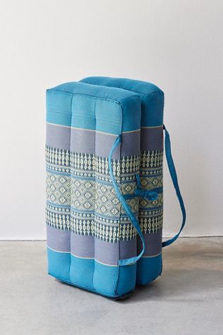 Hugger Mugger Zafuko Large Foldable Yoga & Meditation Cushion