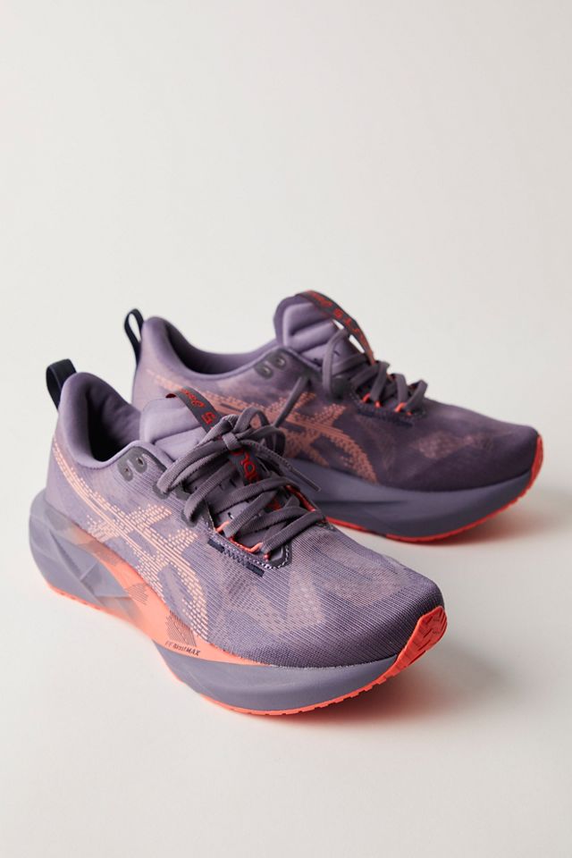 ASICS Novablast 5 Sneakers #1