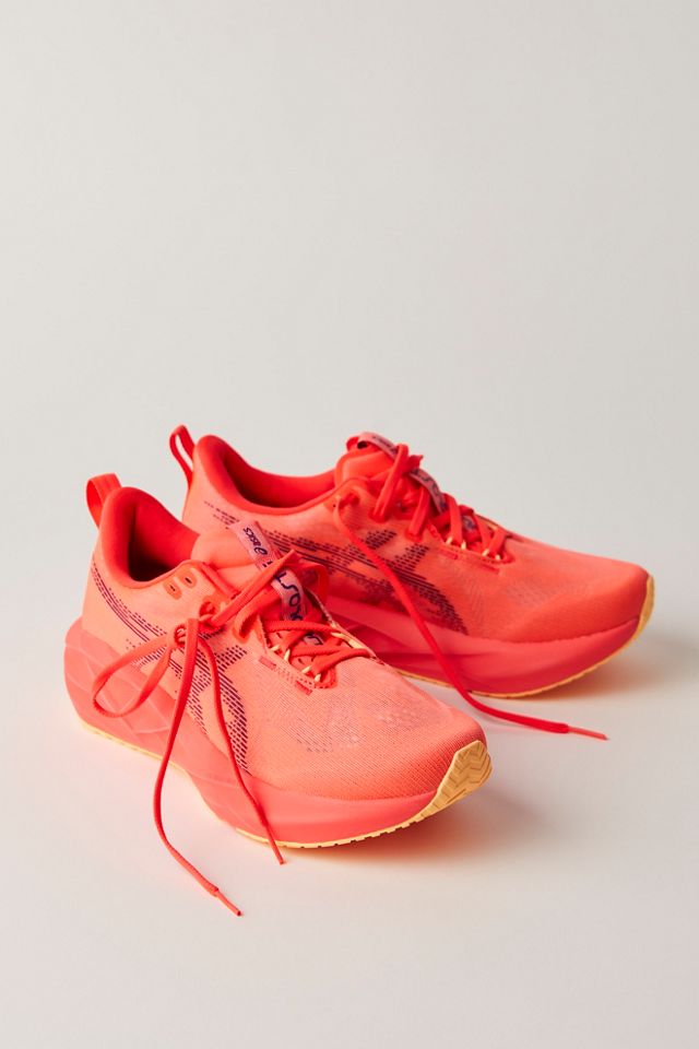 ASICS Novablast 5 Sneakers #1