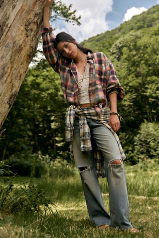 We The Free Tennessee Low-Rise Boyfriend Jeans