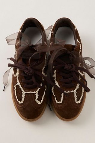 ALOHAS Tb.490 Crochet Sneakers