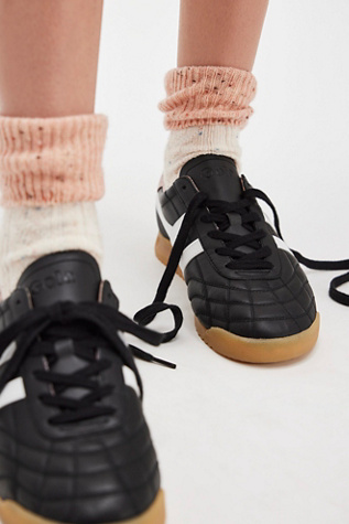 Gola Stadium Sneakers en Black/White/Chalk Pink, pour femme taille: US 8.5 chez Free People