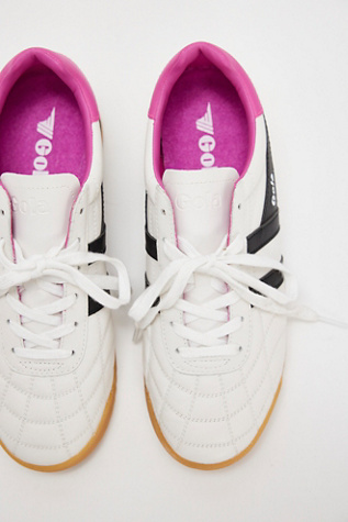 Baskets Stadium Gola en White/Black/Shocking Pink, pour femme taille: US 7.5 chez Free People