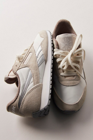 Reebok Classic AZ Sneakers