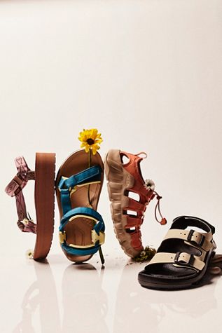 注目ブランド!! ◆Free People◆Sun Salutation Sandals Free People Movement + Sun Salutation Sandals